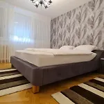 Apartment Deluxe