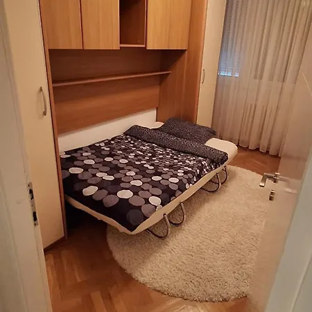 Deluxe * Sarajevo